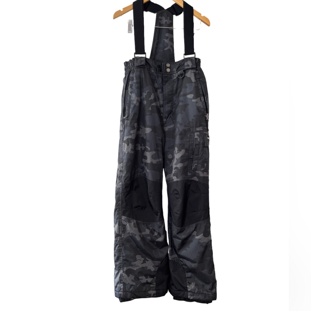 32 Degrees Snow/ski pants with Removable suspenders, pockets, Large (14-16)